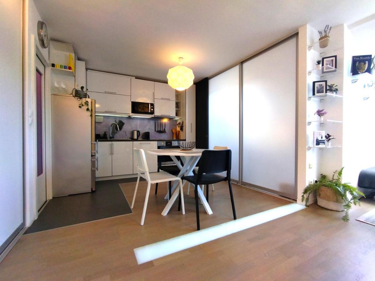 Apartment Lila Zagreb Bagian luar foto